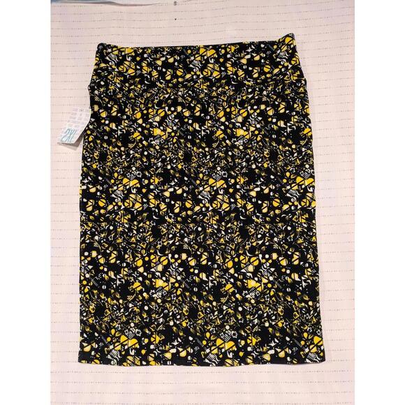 Lularoe Cassie Pencil Skirt - Black Yellow Floral - Size 2XL 36x26 Stretch - Picture 9 of 9